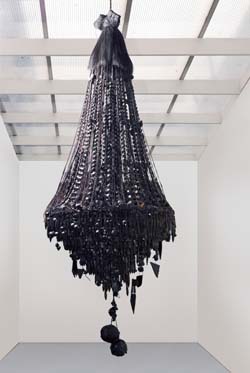 black_chandelier.jpg