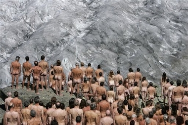 greenpeace_spencer_tunick.jpg